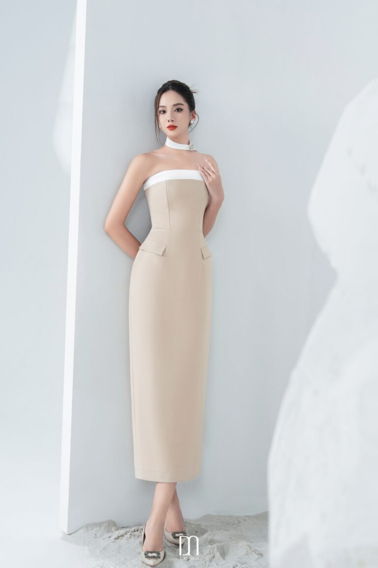 Alula strapless pencil dress with neck band - Image 2