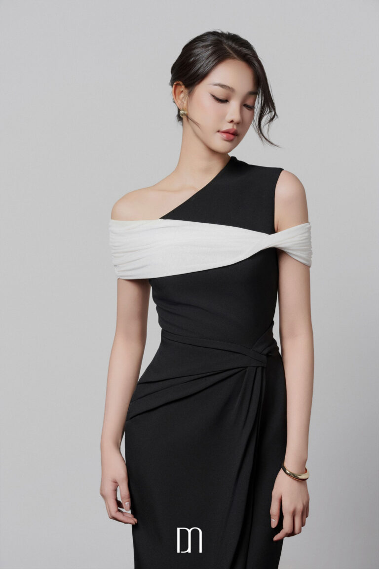 Olivia Off shoulder pleated midi dress