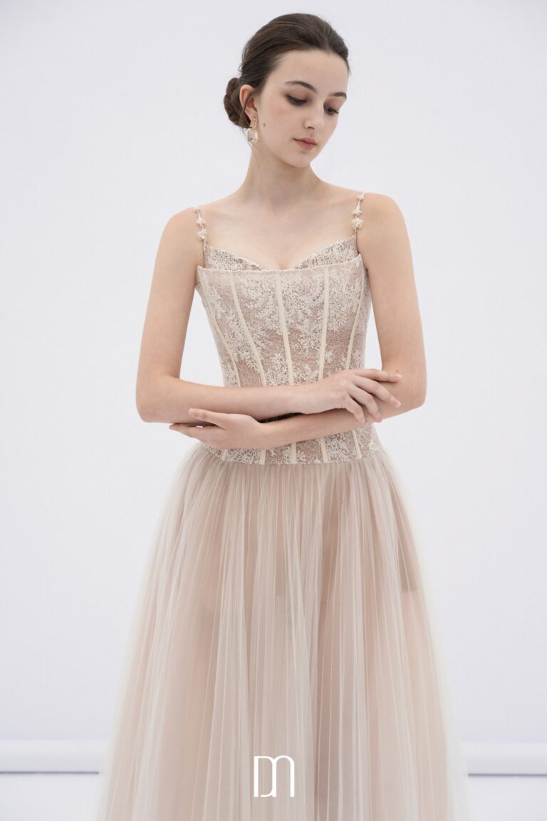 Alizea corset tulle midi dress - Image 4