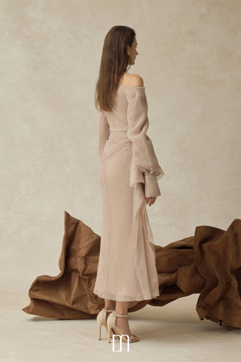 Elarion Asymmetrical mermaid dress with long sleeves - Image 4