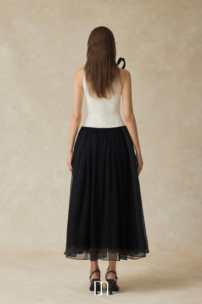 Lunaria Halter neck lace dress with bow - Image 5