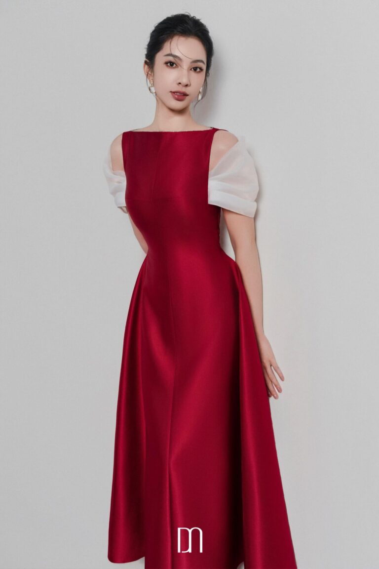 Elfa boat neck midi dress with organza sleeves