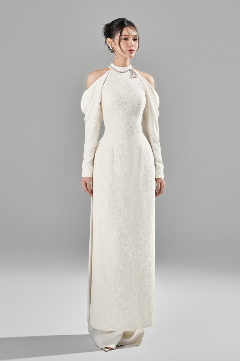 Liana halter neck Ao Dai with sparkling strings