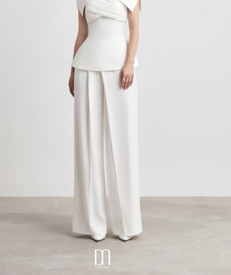 Farah Pleated pants