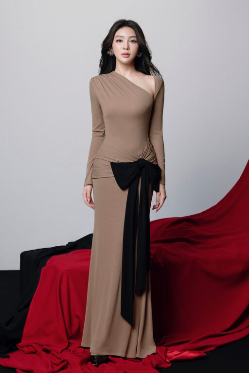 Melanie maxi mermaid dress with bow