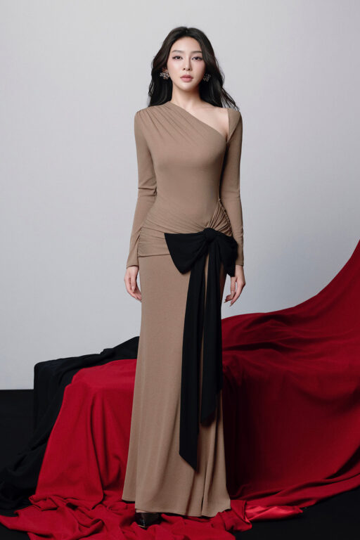 Melanie maxi mermaid dress with bow