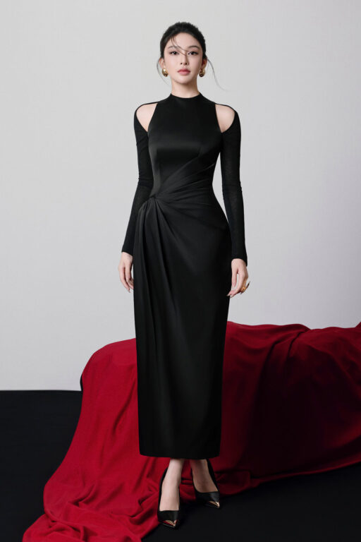 Bodycon dress with draped waist