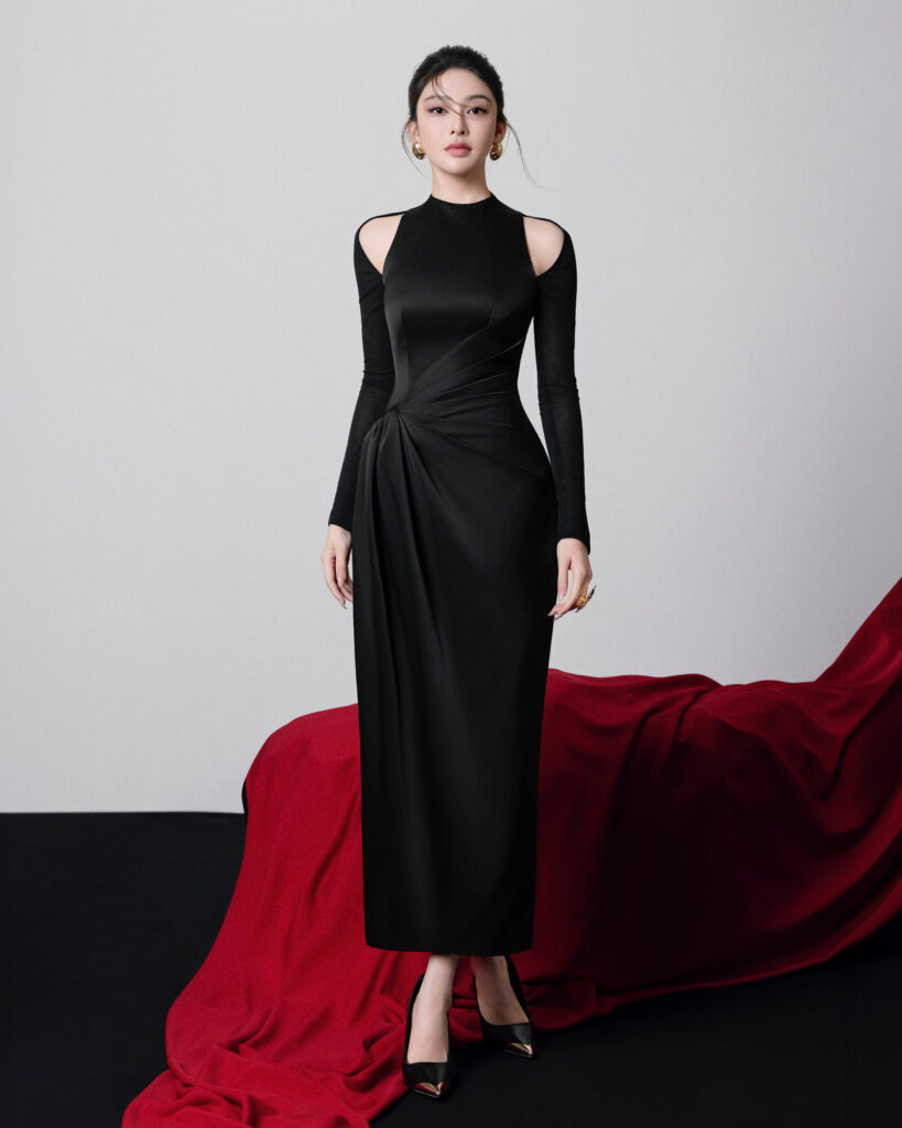 Bodycon dress with draped waist
