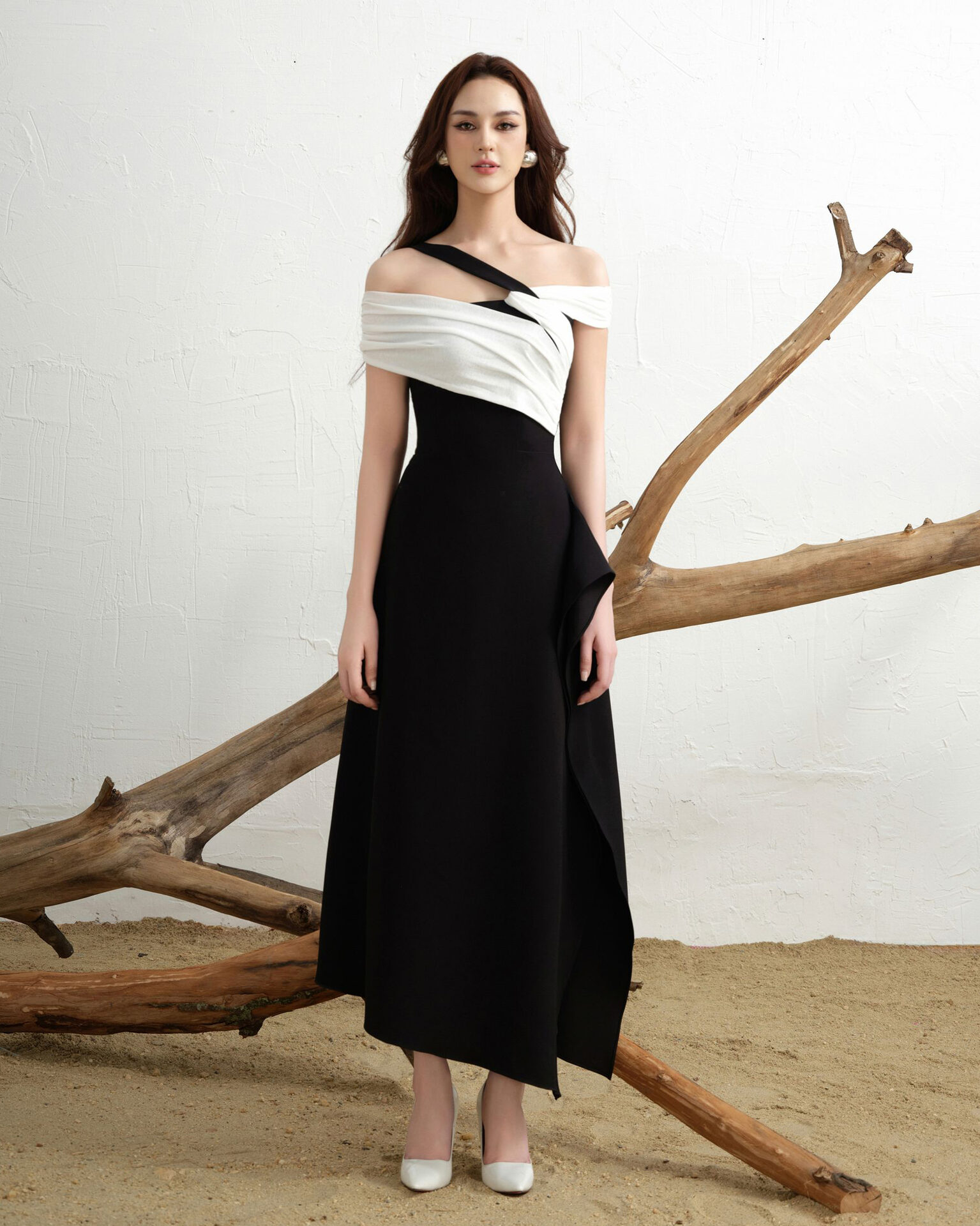 Calla Asymmetric Midi Dress Green