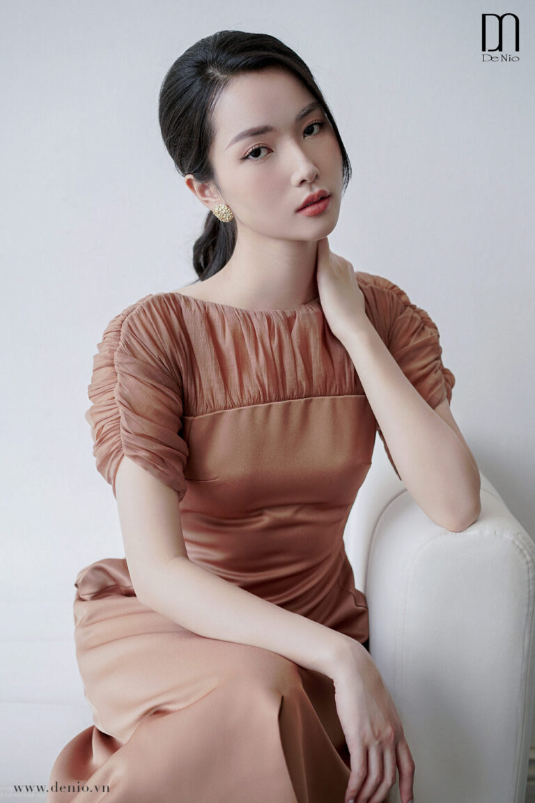 Cedar Puff Sleeve Dress