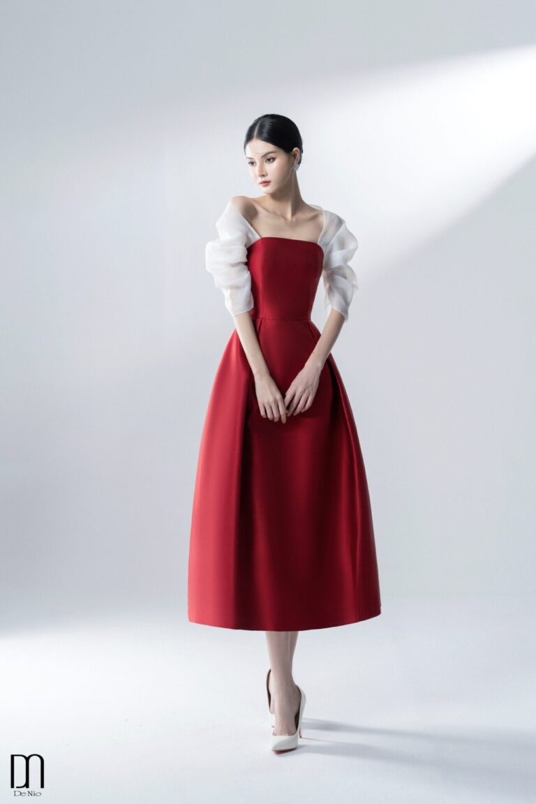 Maiantiem Carrying Pleated Dress