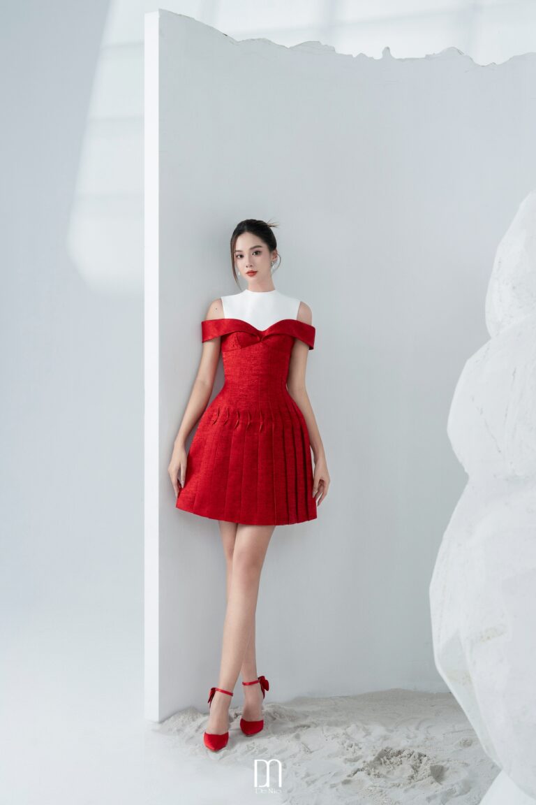 Ellie Jaquard pleated dress