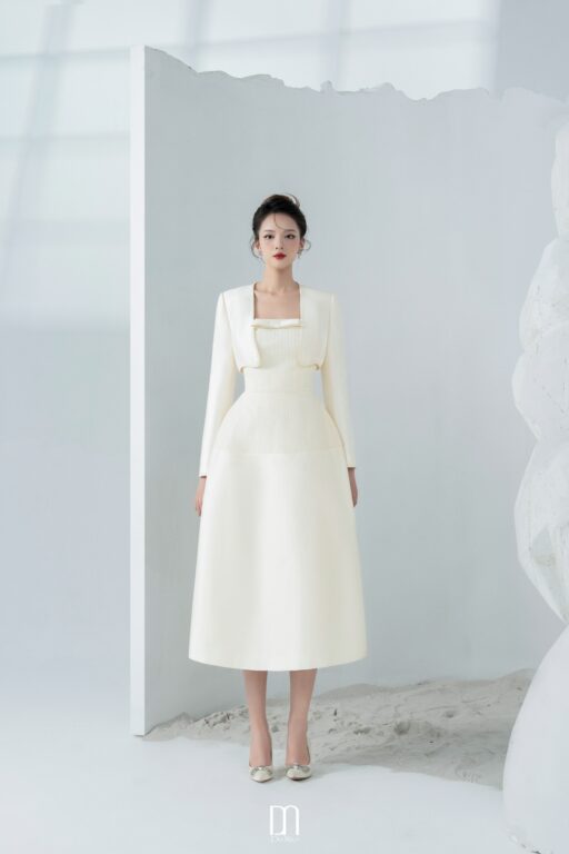 Misty croptop vest with mesh trim