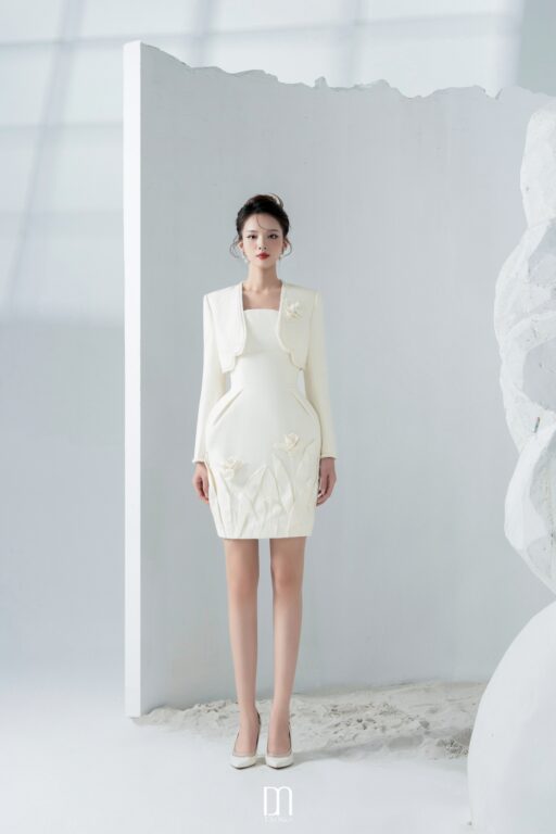 Candie crotop vest with handmade flower