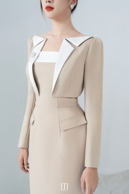 Amory crop vest with slit collar