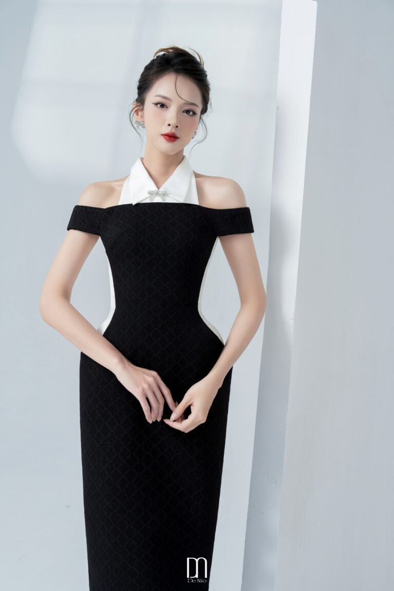 Cookie off-shoulder pencil dress with collar
