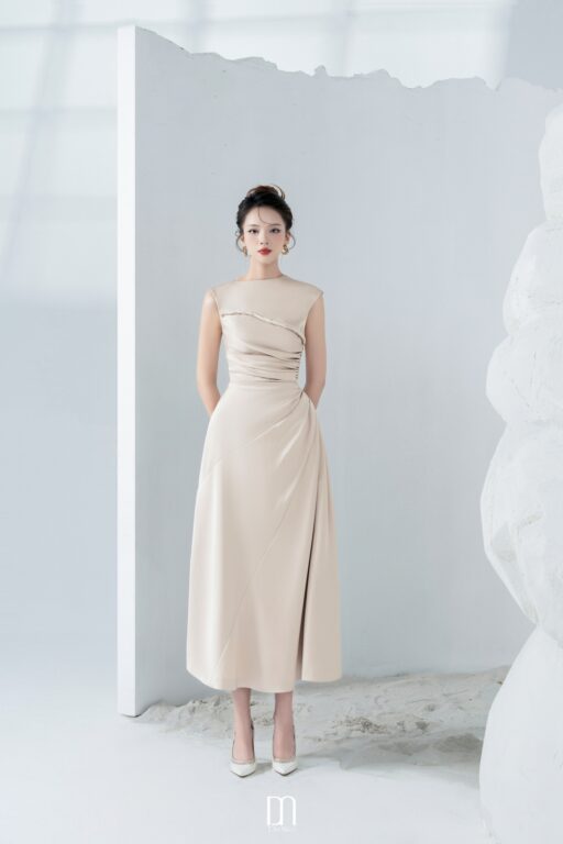 Lexie sleeveless dress with twisted detail