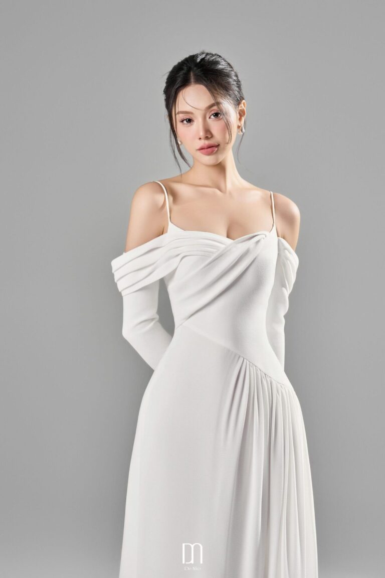 Letty off-shoulder pleated skirt