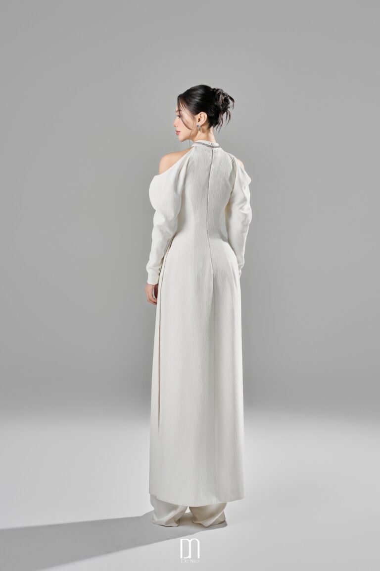 Liana halter neck Ao Dai with sparkling strings