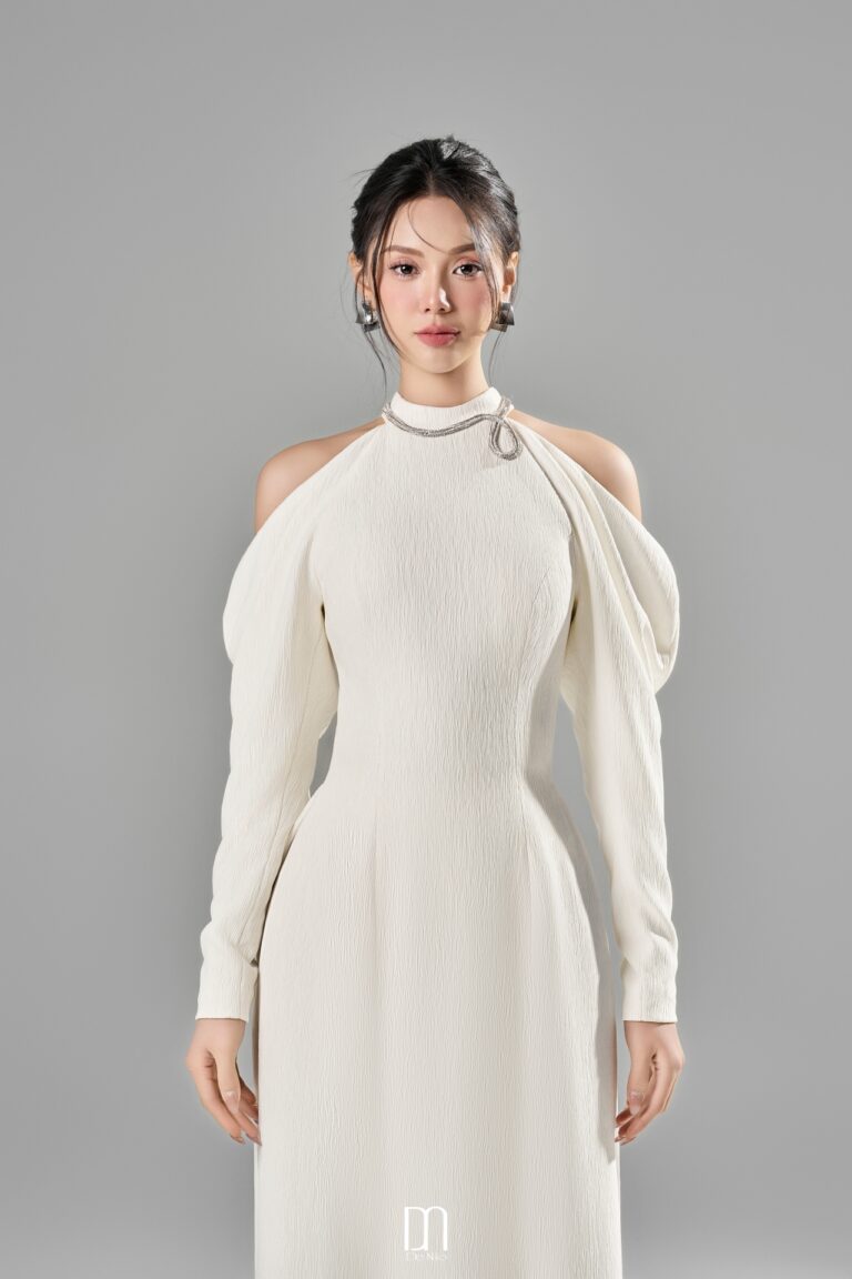 Liana halter neck Ao Dai with sparkling strings