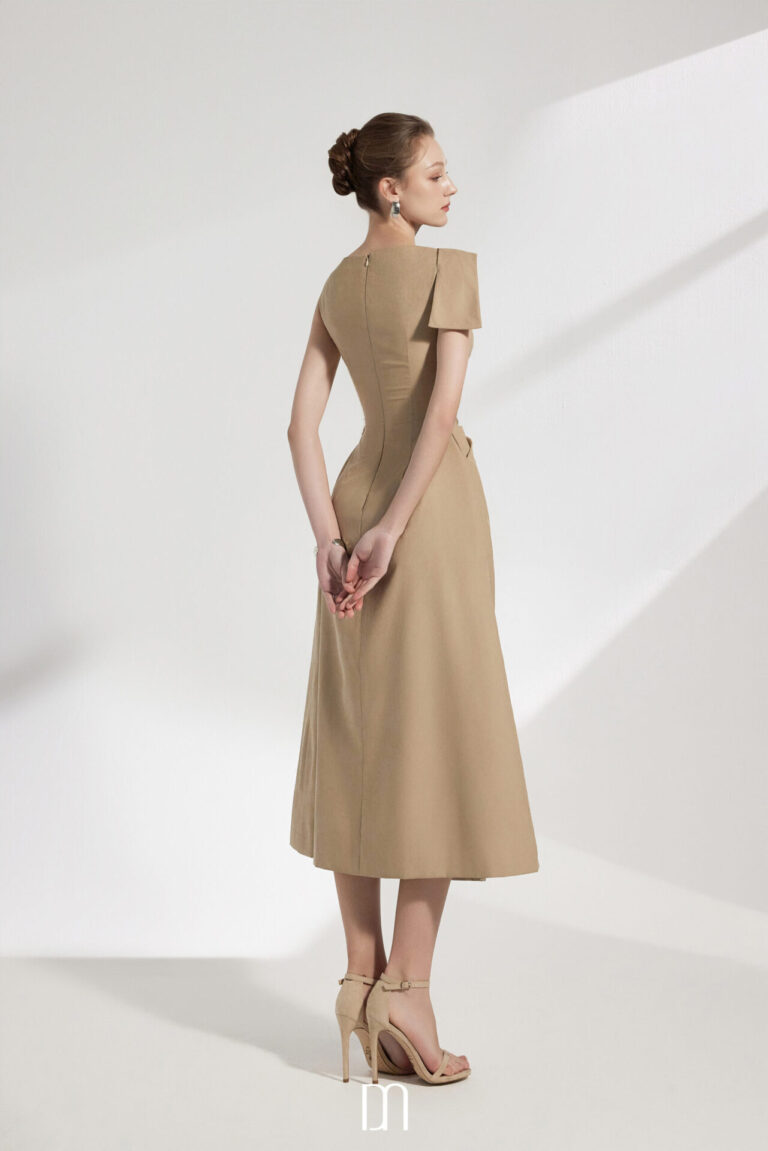 Solene Flipped Collar Neckline Midi Dress