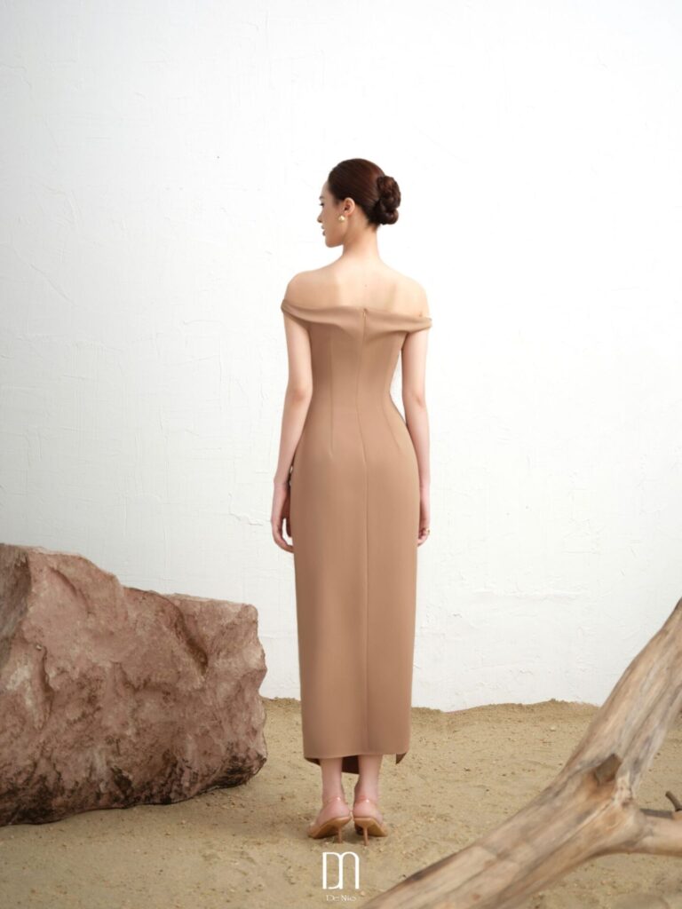 Layla Pleated Midi Dress With Mixed Fabric