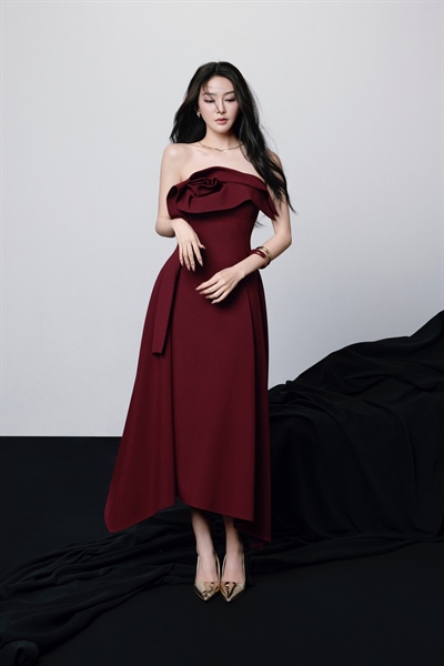 Lenora floral ruffled bandeau dress