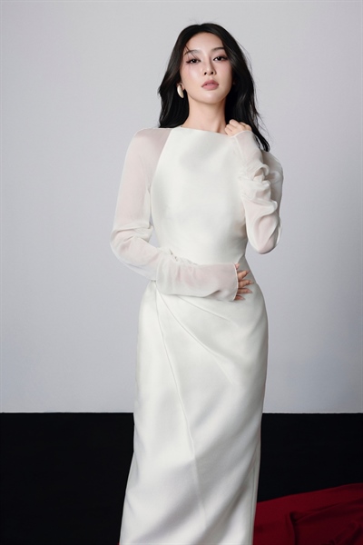 Zeta Midi long sleeve off shoulder dress