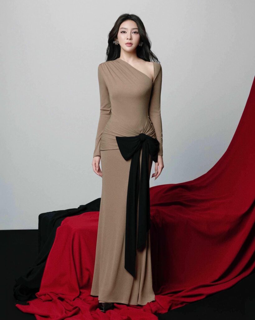 Melanie Maxi Mermaid Dress With Bow