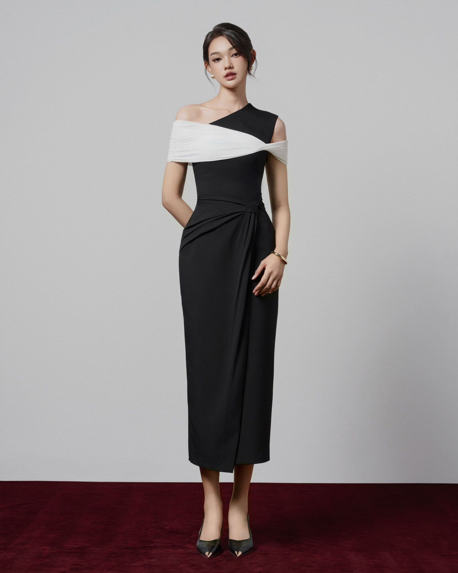 Olivia Off shoulder pleated midi dress