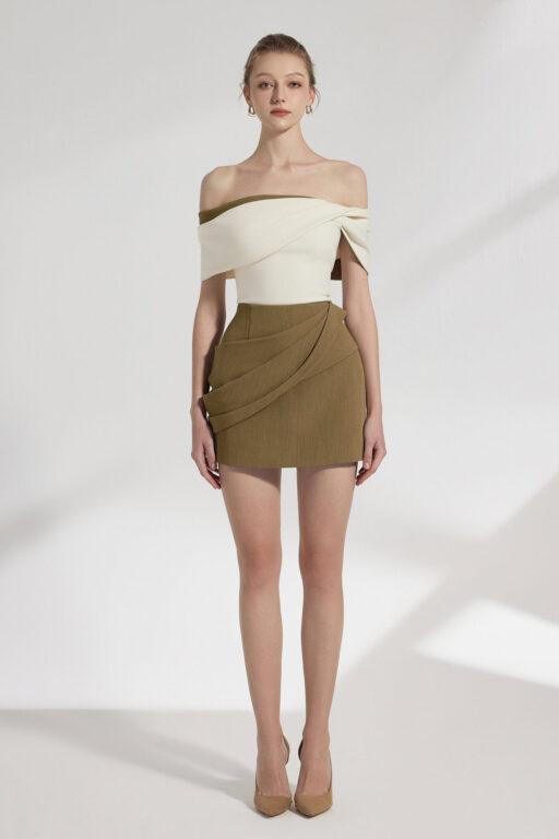 Sora Two-Tone Draping Off-shoulder Top