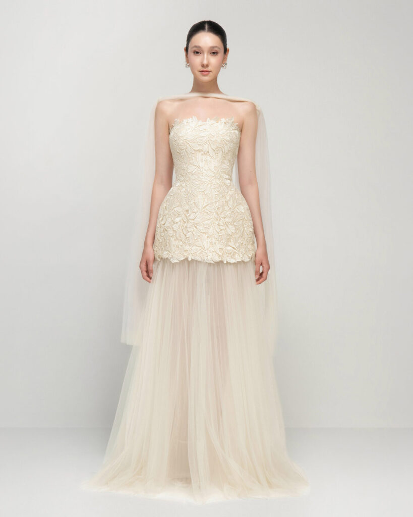 Hera lace mesh flared maxi dress