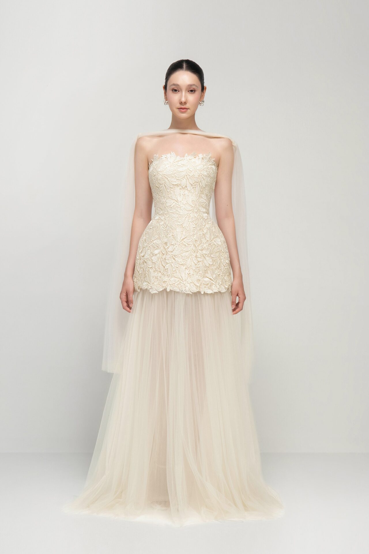 Hera lace mesh flared maxi dress