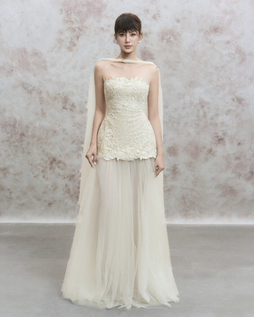 Hera lace mesh flared maxi dress