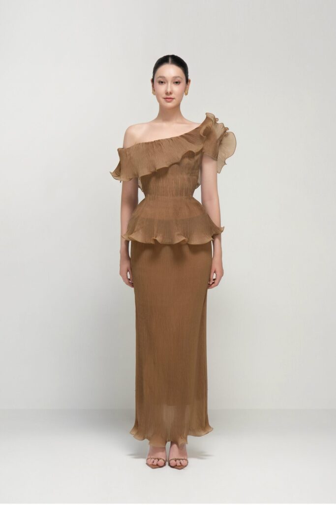 Rory off shoulder pleated peplum top